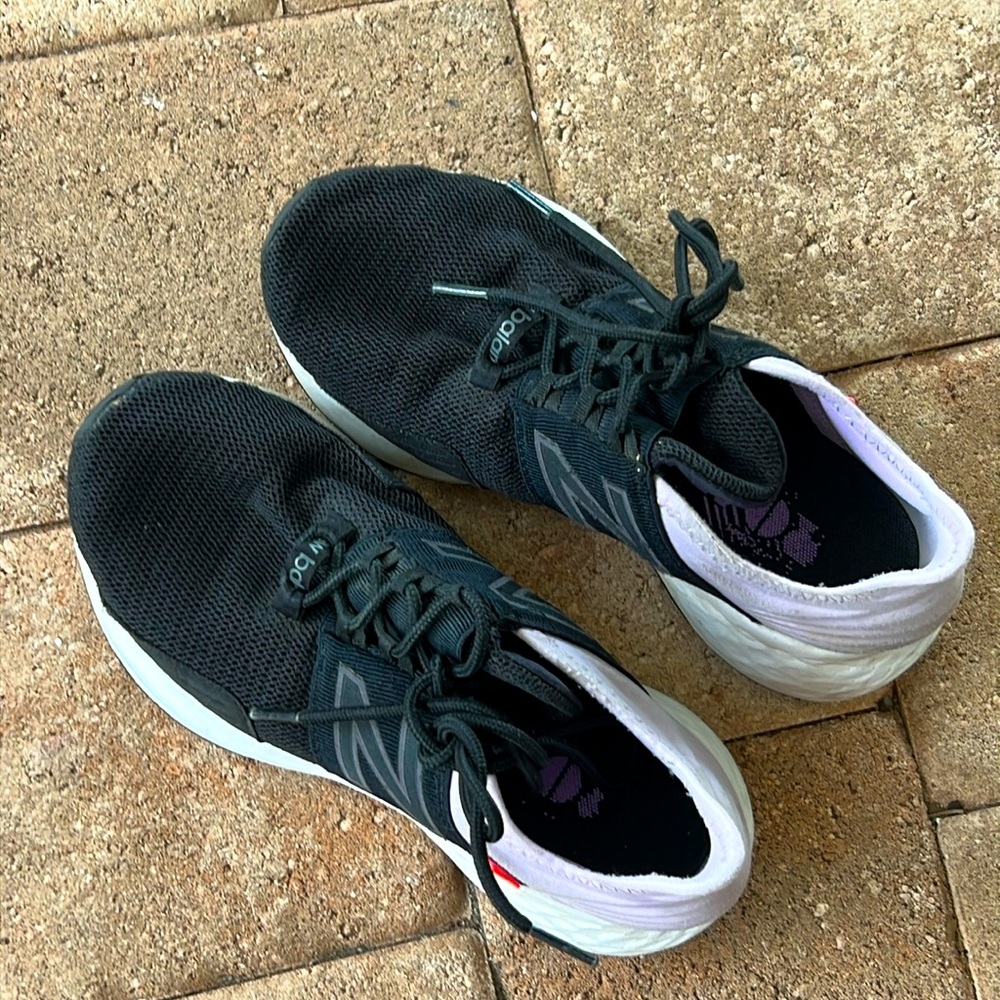 NEW BALANCE LIMITED EDITION- purple heel- great for running or workout.
